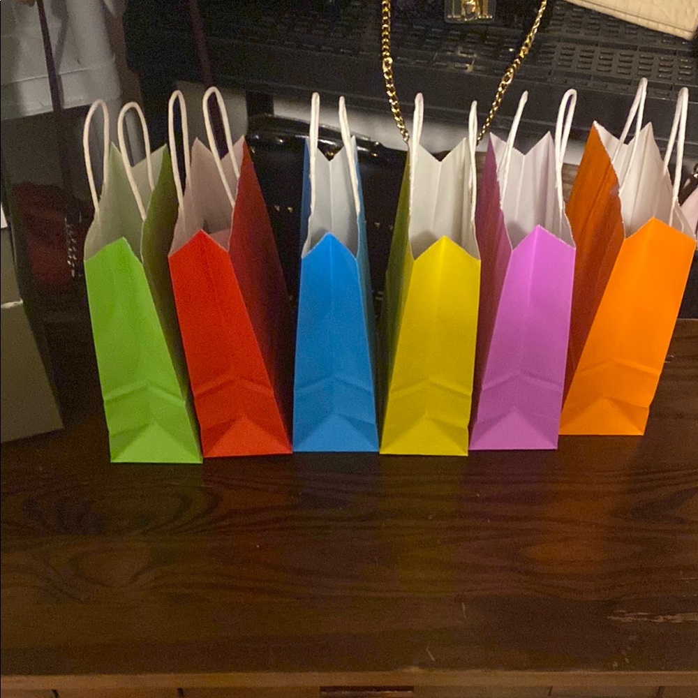 Colorful Party Gift Bags Set